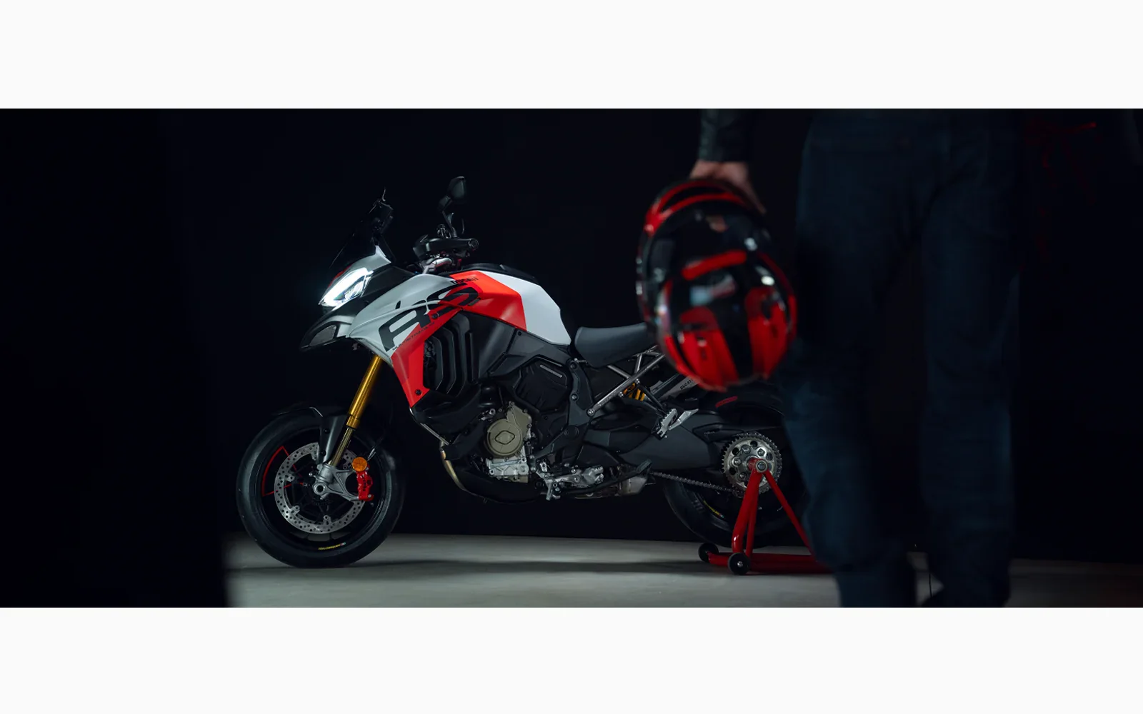 2025 Ducati Multistrada V4 RS - Iceberg White - Image 7