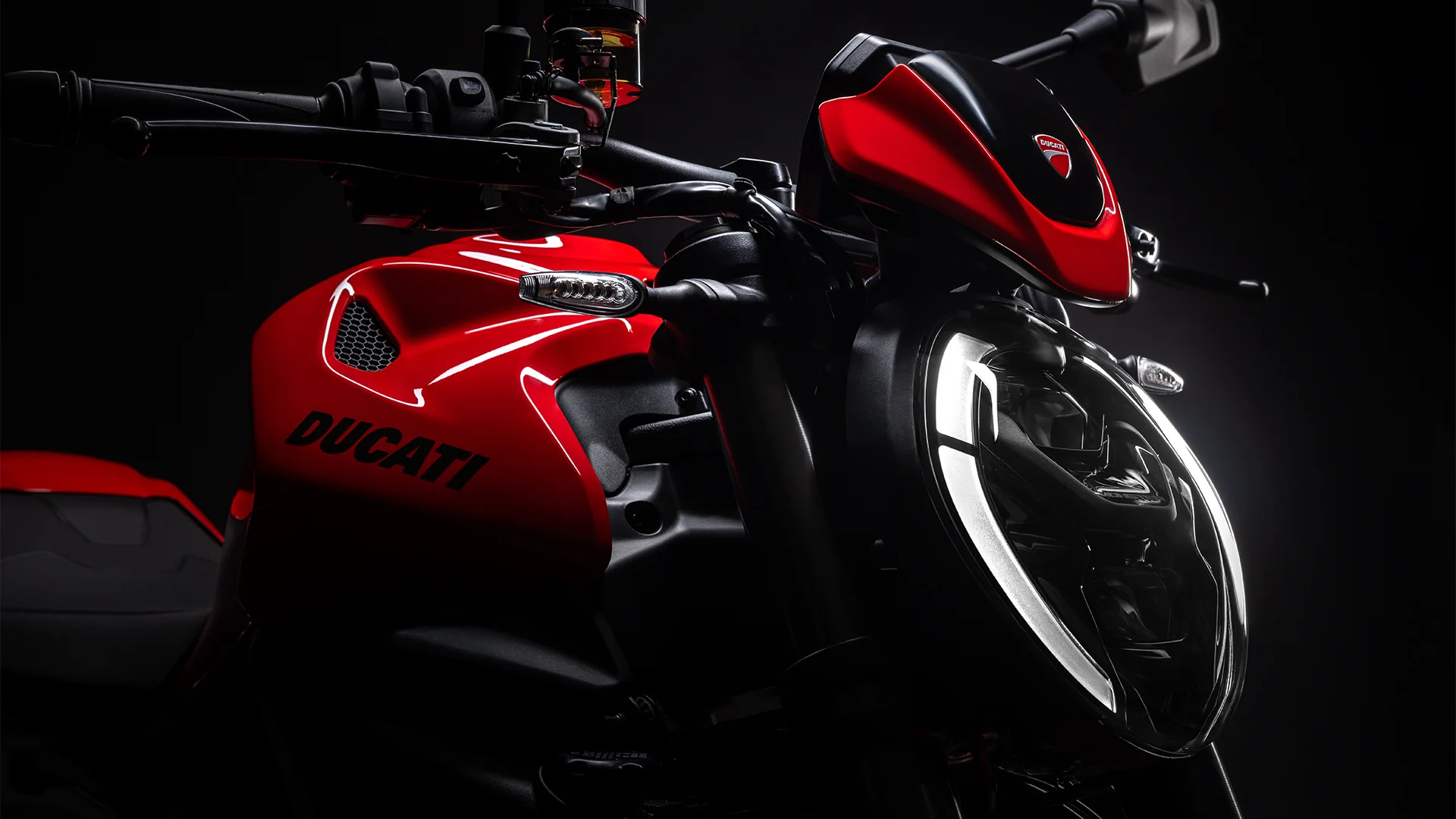 2026 Ducati Monster Plus - Ducati Red - Image 11
