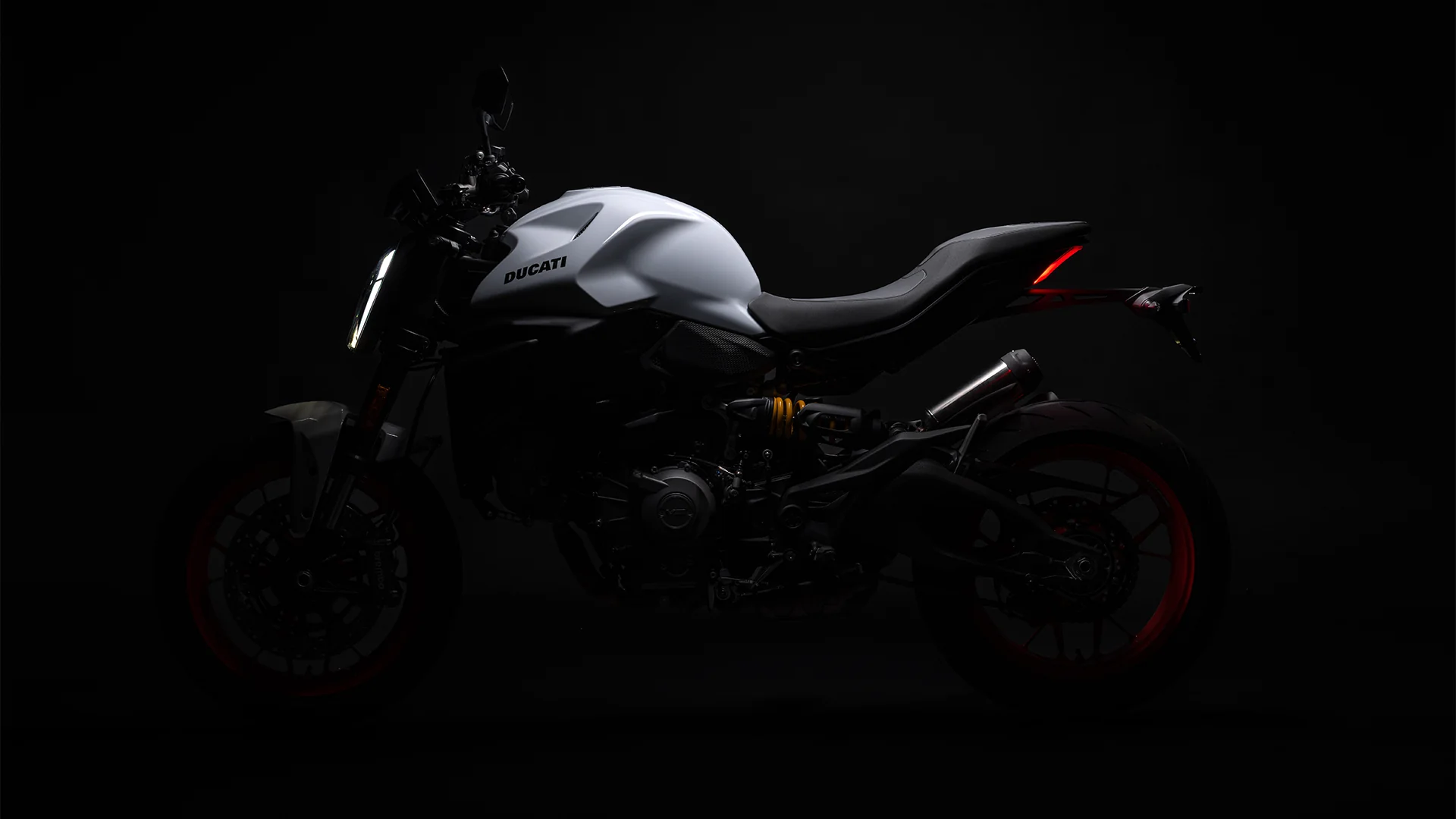 2026 Ducati Monster Plus - Iceberg White - Image 10