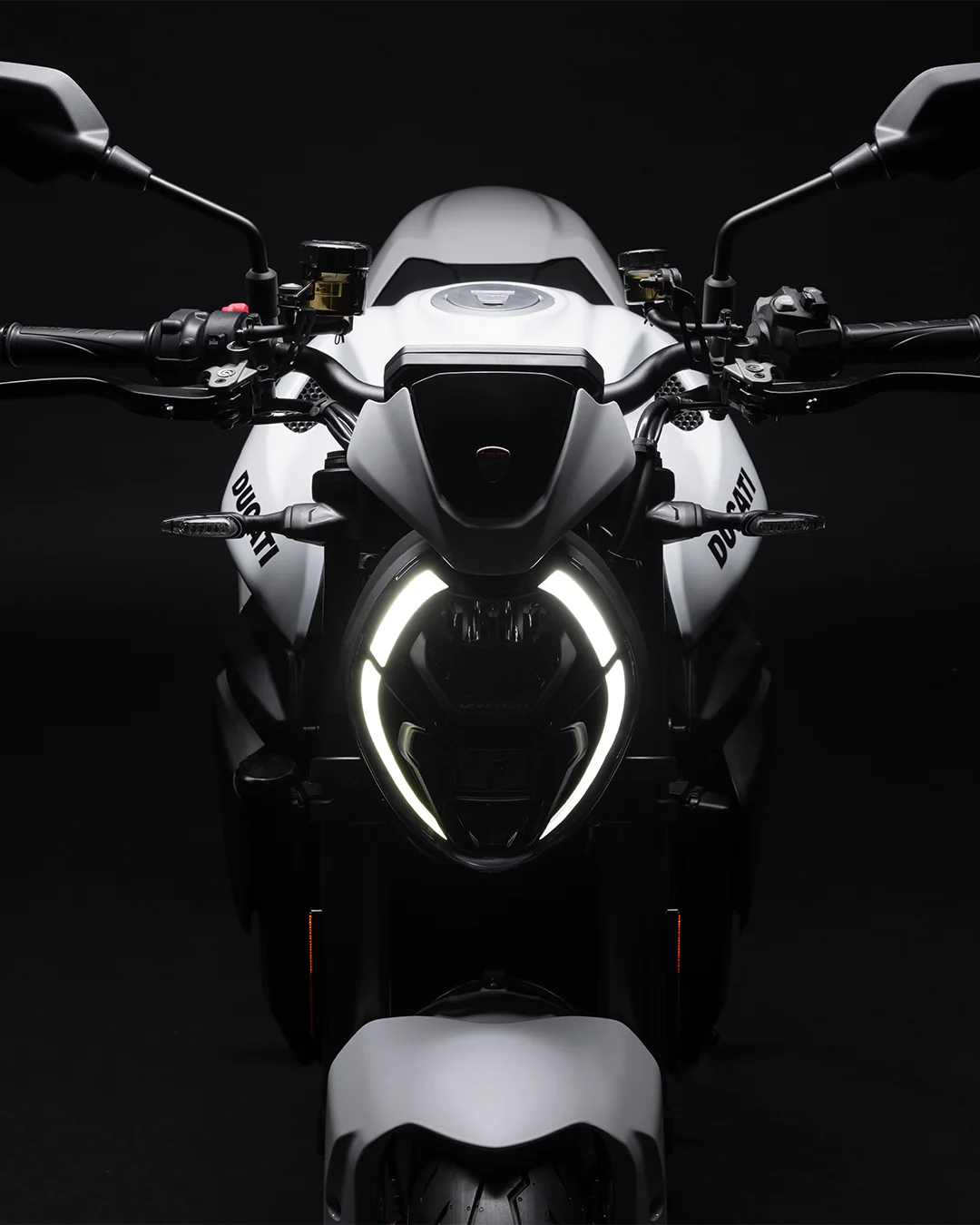 2026 Ducati Monster Plus - Iceberg White - Image 11