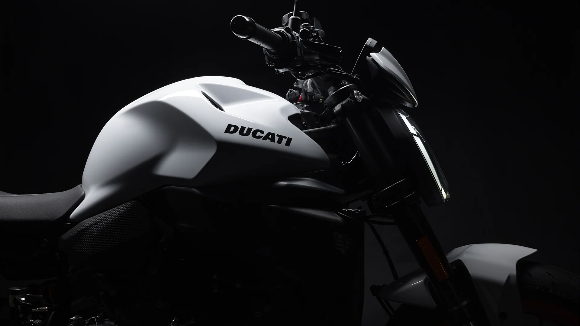 2026 Ducati Monster Plus - Iceberg White - Image 9