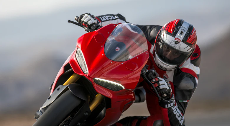 2026 Ducati Panigale V2 S - Red - Image 11