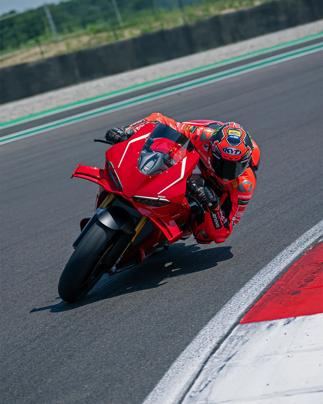 2026 Ducati Panigale V4 R - Image 17