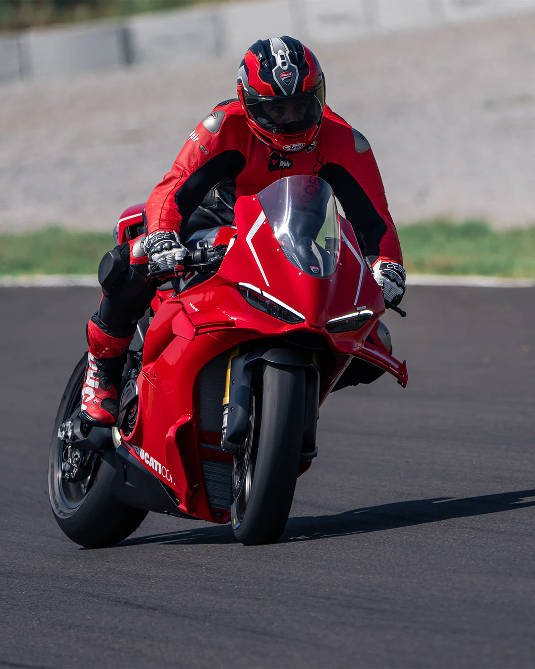 2026 Ducati Panigale V4 R - Image 18