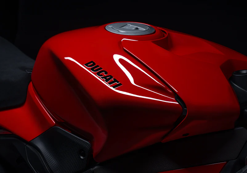 2025 Ducati Panigale V4 S - Red - Image 4