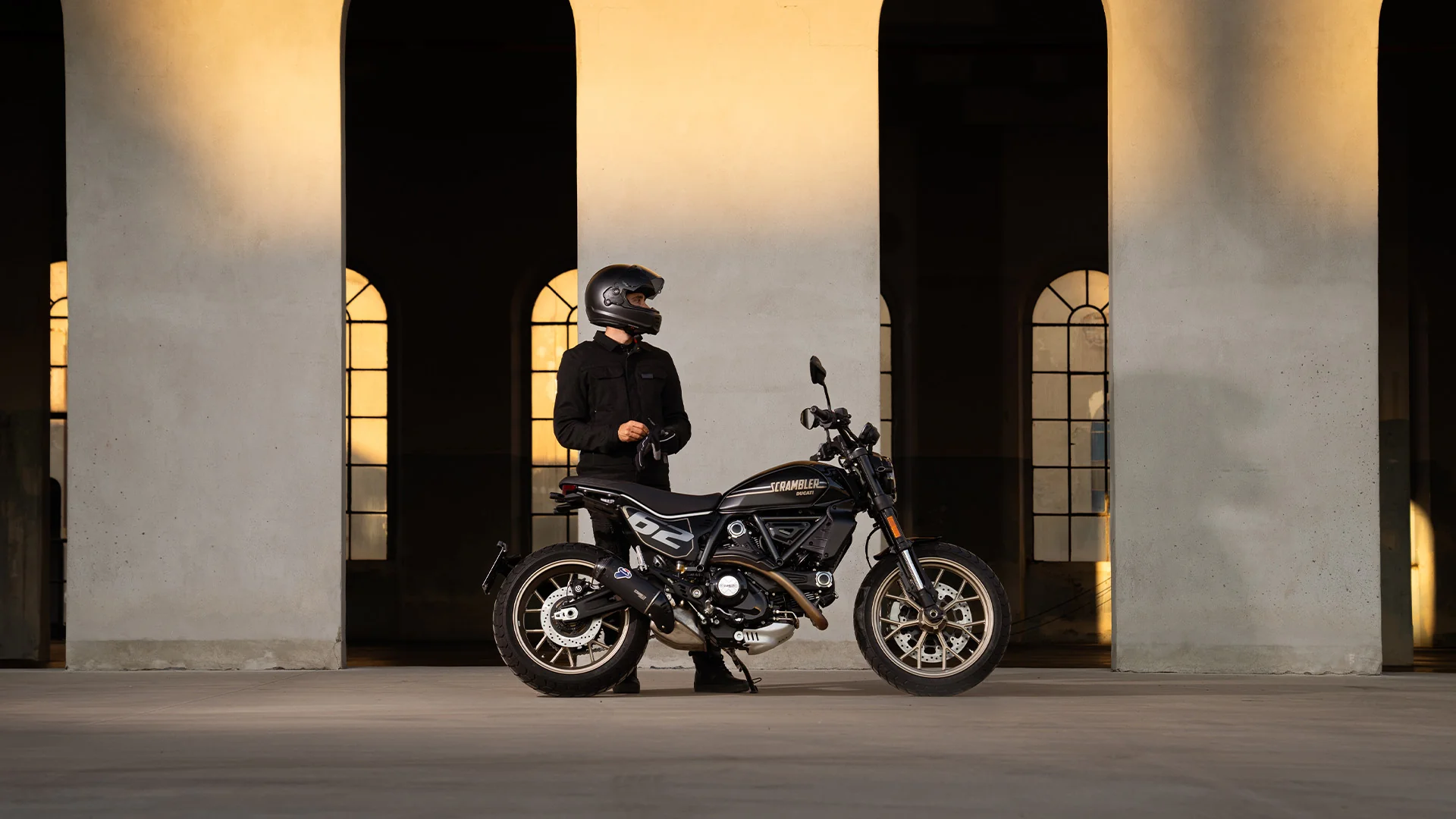 2025 Ducati Scrambler Full Throttle - Heritage Livery - Image 21
