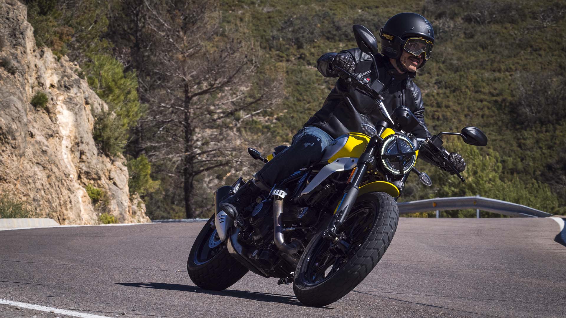 2026 Ducati Scrambler Icon - Yellow - Image 17