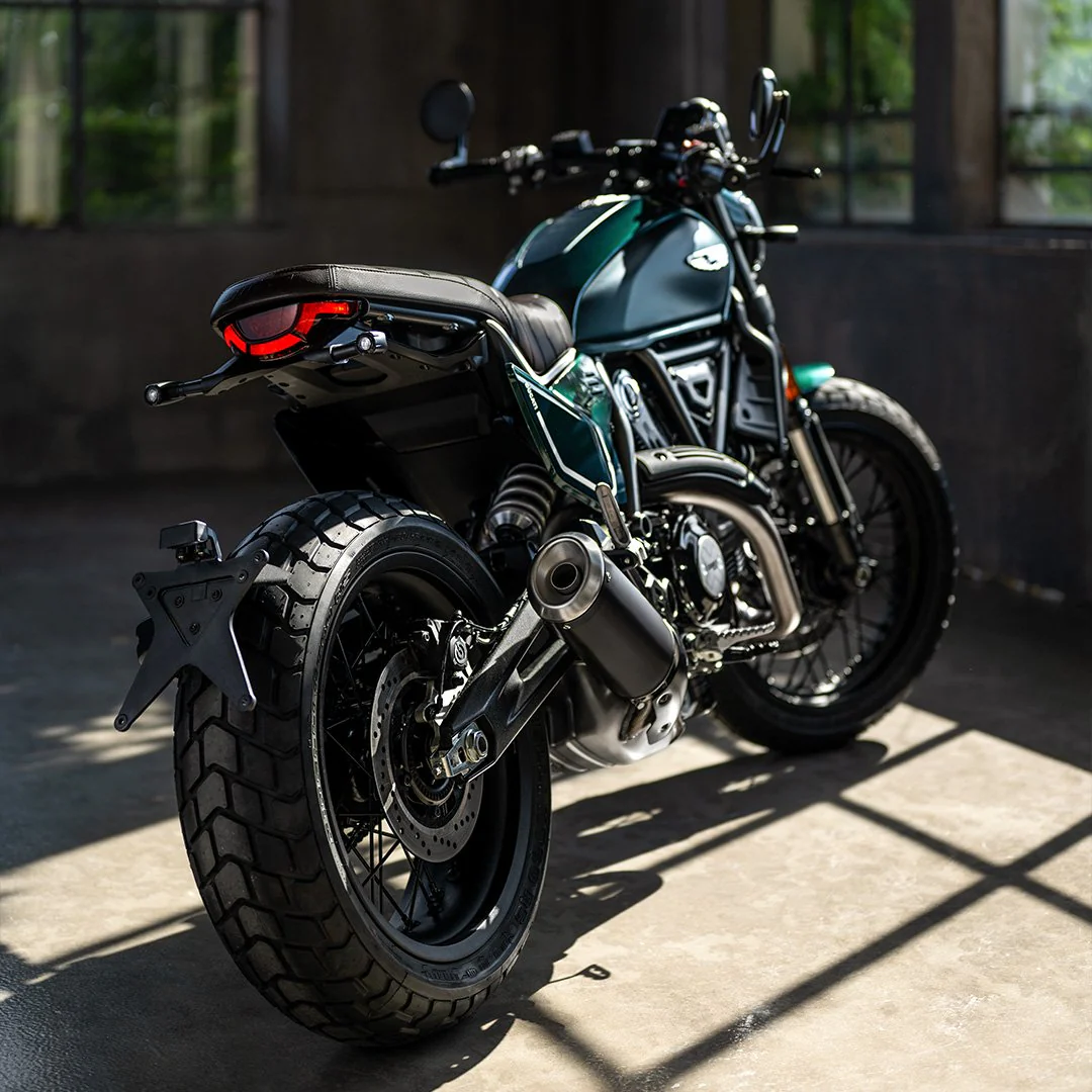 2026 Ducati Scrambler Nightshift - Emerald Green - Image 11