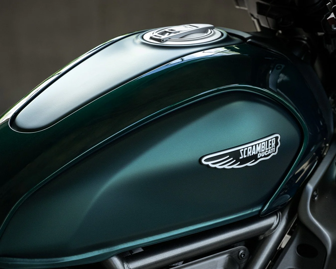2026 Ducati Scrambler Nightshift - Emerald Green - Image 15