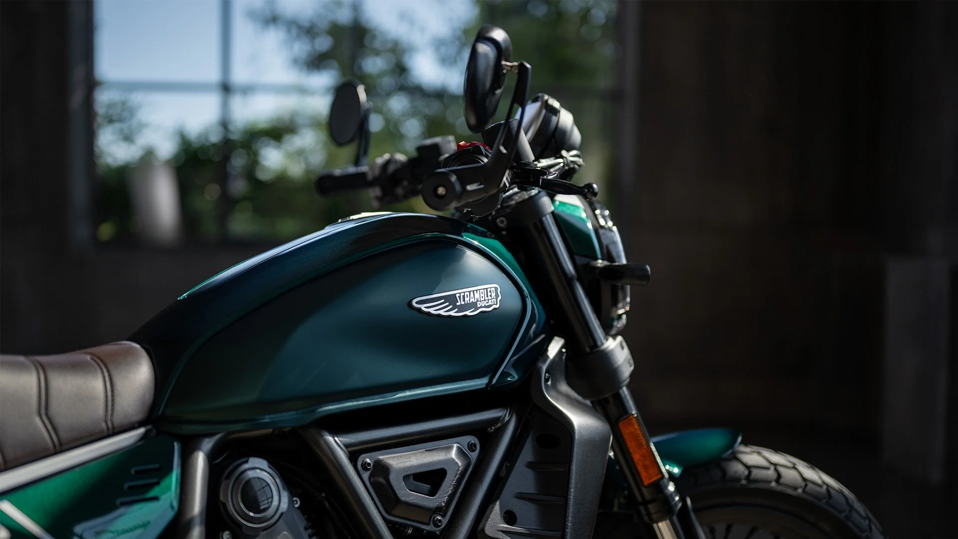 2026 Ducati Scrambler Nightshift - Emerald Green - Image 3