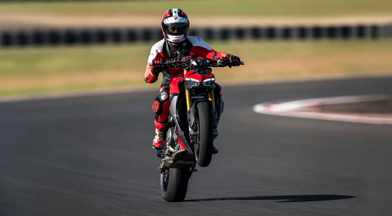 2026 Ducati Streetfighter V2 - Red - Image 13