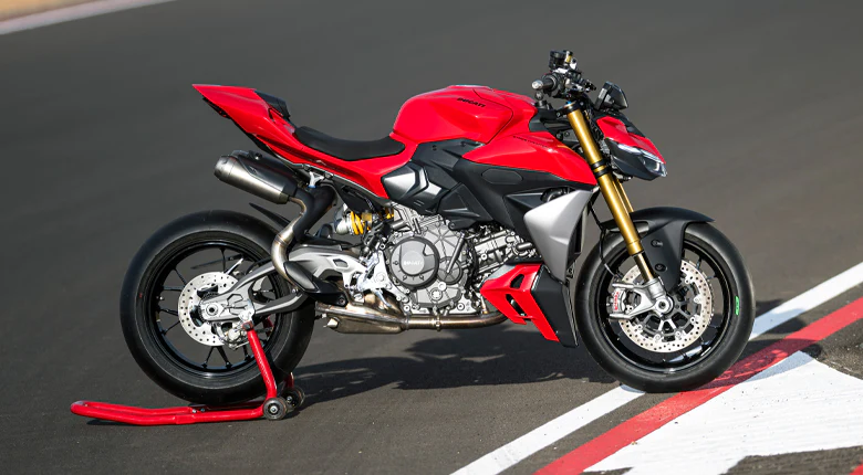 2026 Ducati Streetfighter V2 - Red - Image 15