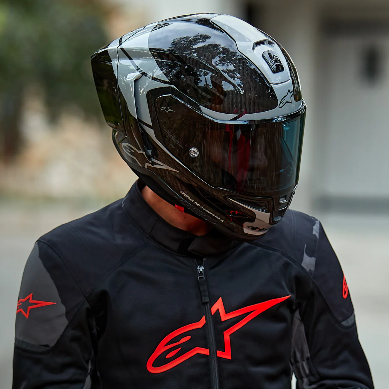 Alpinestars - Supertech R10 Helmet - Element - Carbon/Silver/Black - Image 8