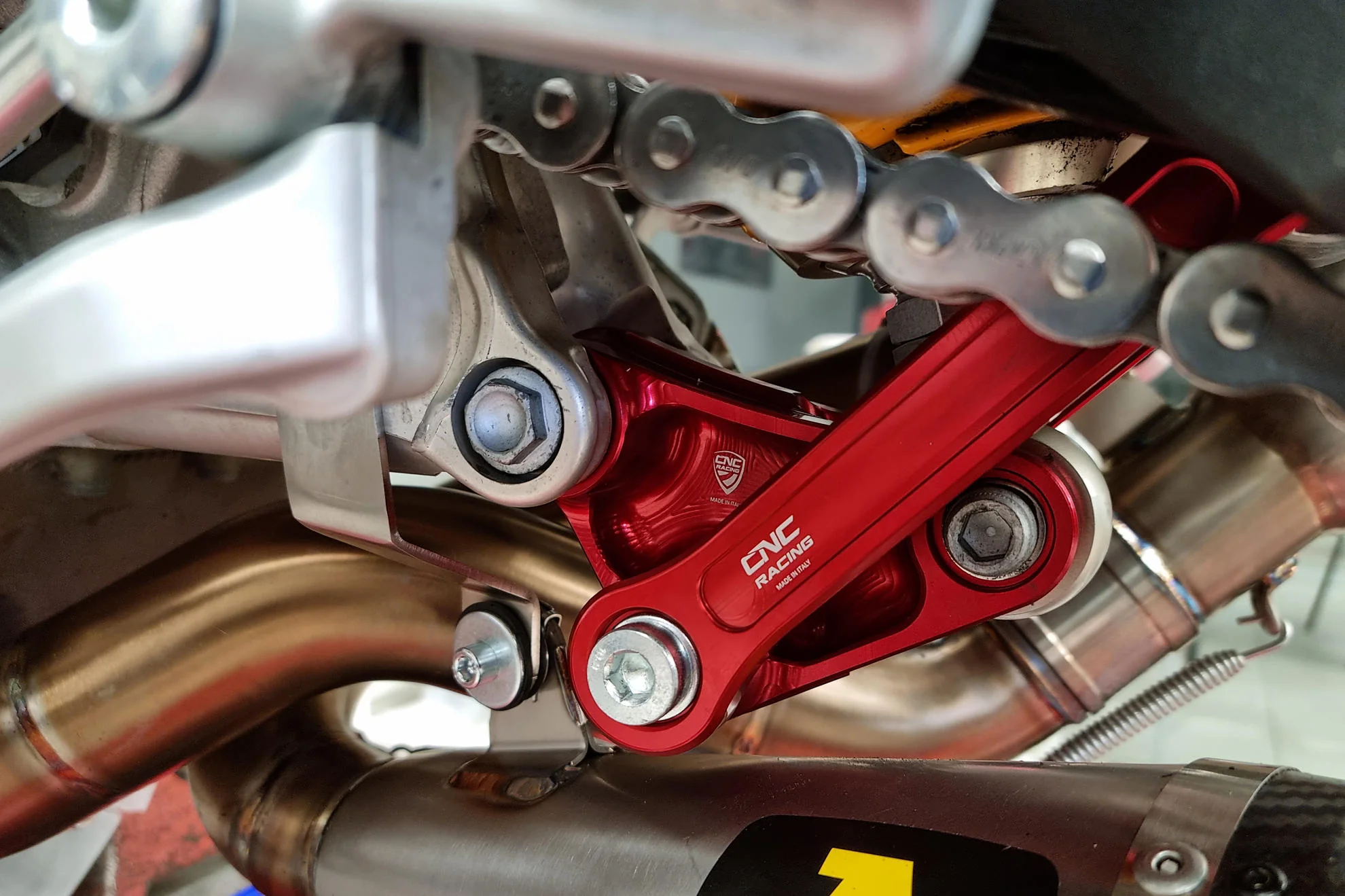 AP004 - CNC Racing Rear Suspension Rocker for the Ducati Panigale / Streetfighter V4 - Image 5