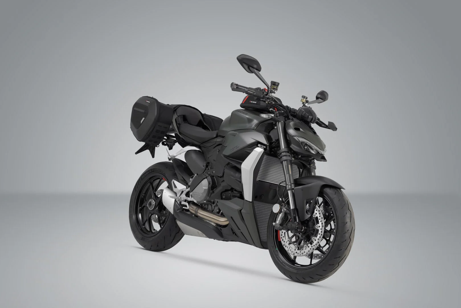 BC.HTA.22.740.30901 - SW-MOTECH - PRO BLAZE H saddlebag set -  Ducati Streetfighter V2 (21-) - BLACK - Image 2