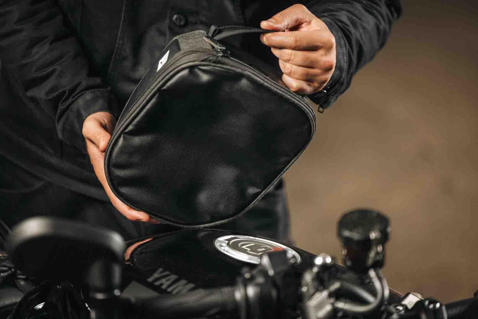 BC.TRS.00.401.20000 - SW-MOTECH - Legend Gear magnetic tank bag LT3 - 35 l - 55 l Magnetic fastening - Image 3