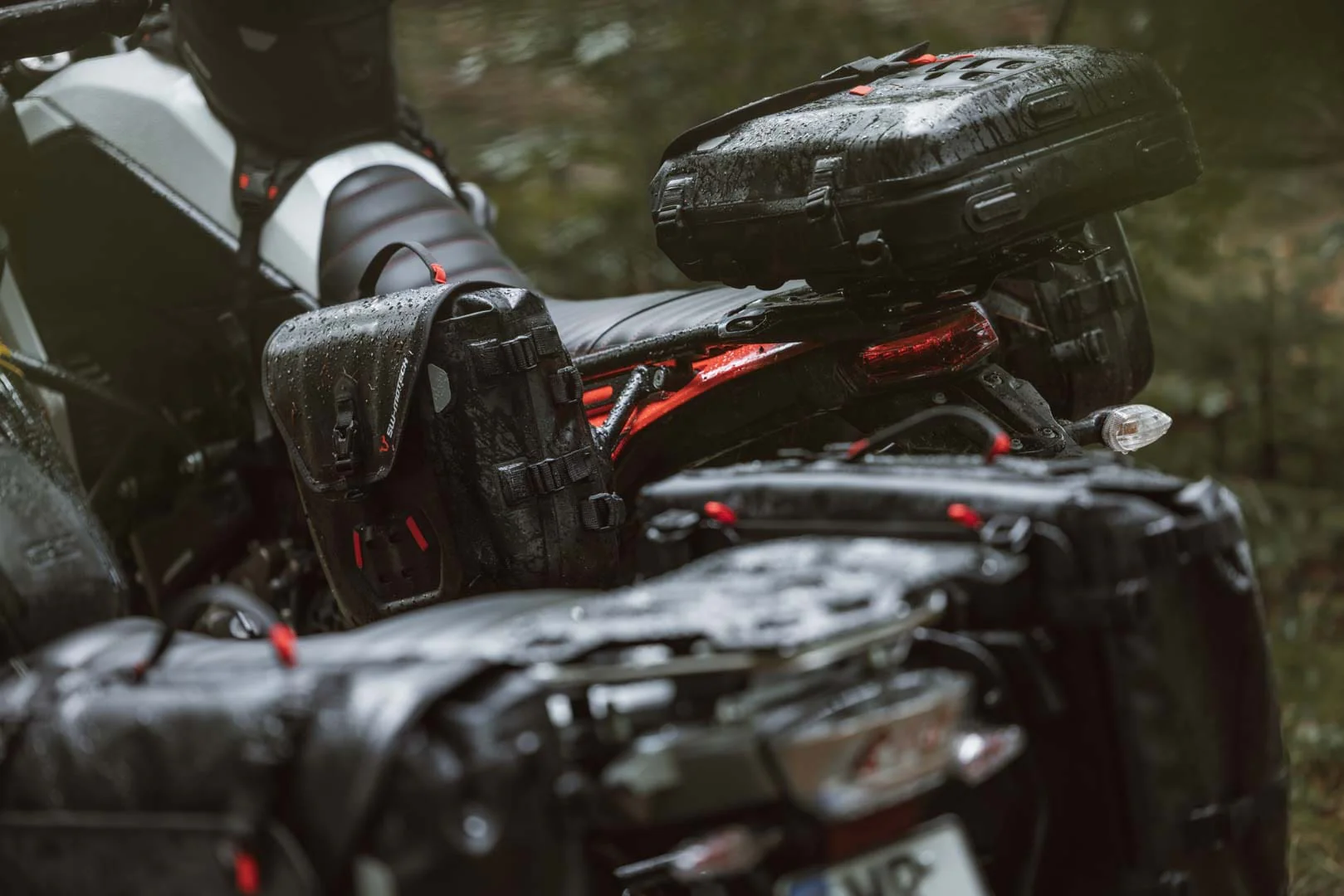 BC.SYS.22.961.31000/B - SW-MOTECH - SysBag WP M system - Ducati Scrambler models - Image 2