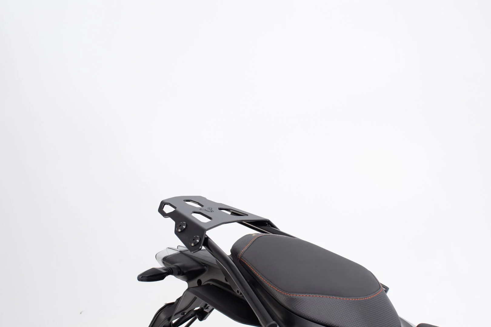 GPT.00.152.54500/B - SW-MOTECH - Luggage rack extension for STREET-RACK - 45x30 cm Aluminum  - BLACK - Image 3