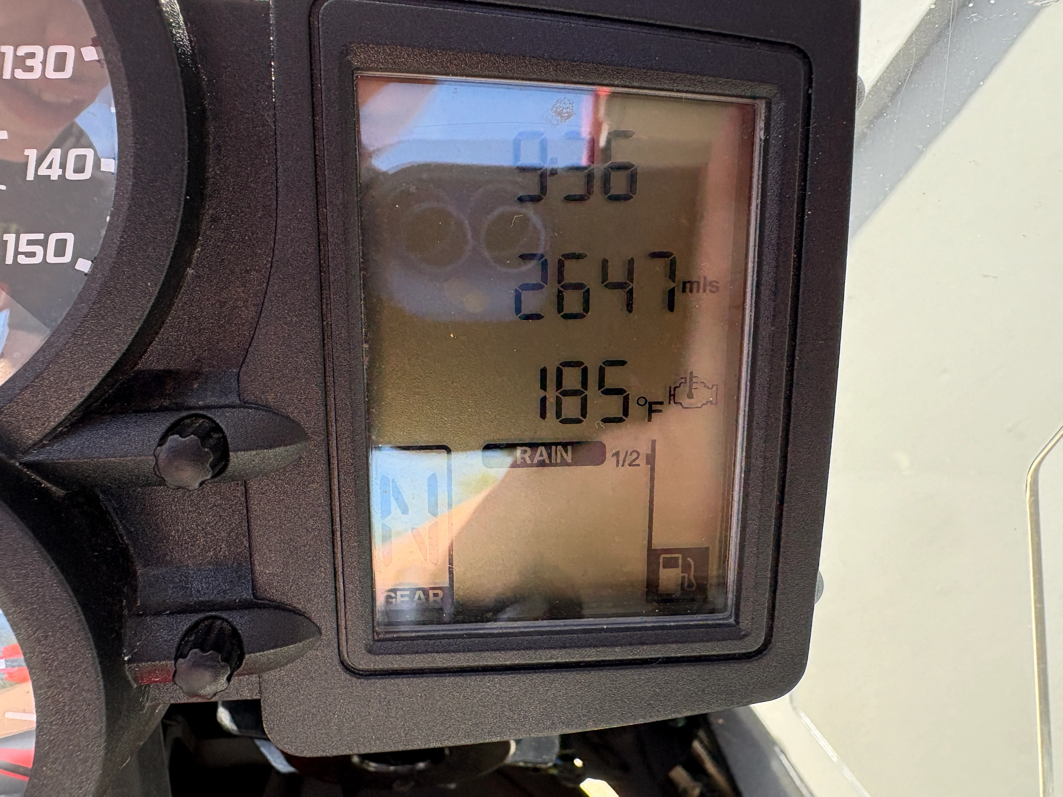 PREMIUM PREOWNED 2017 BMW F800 GS (2470) - Image 11