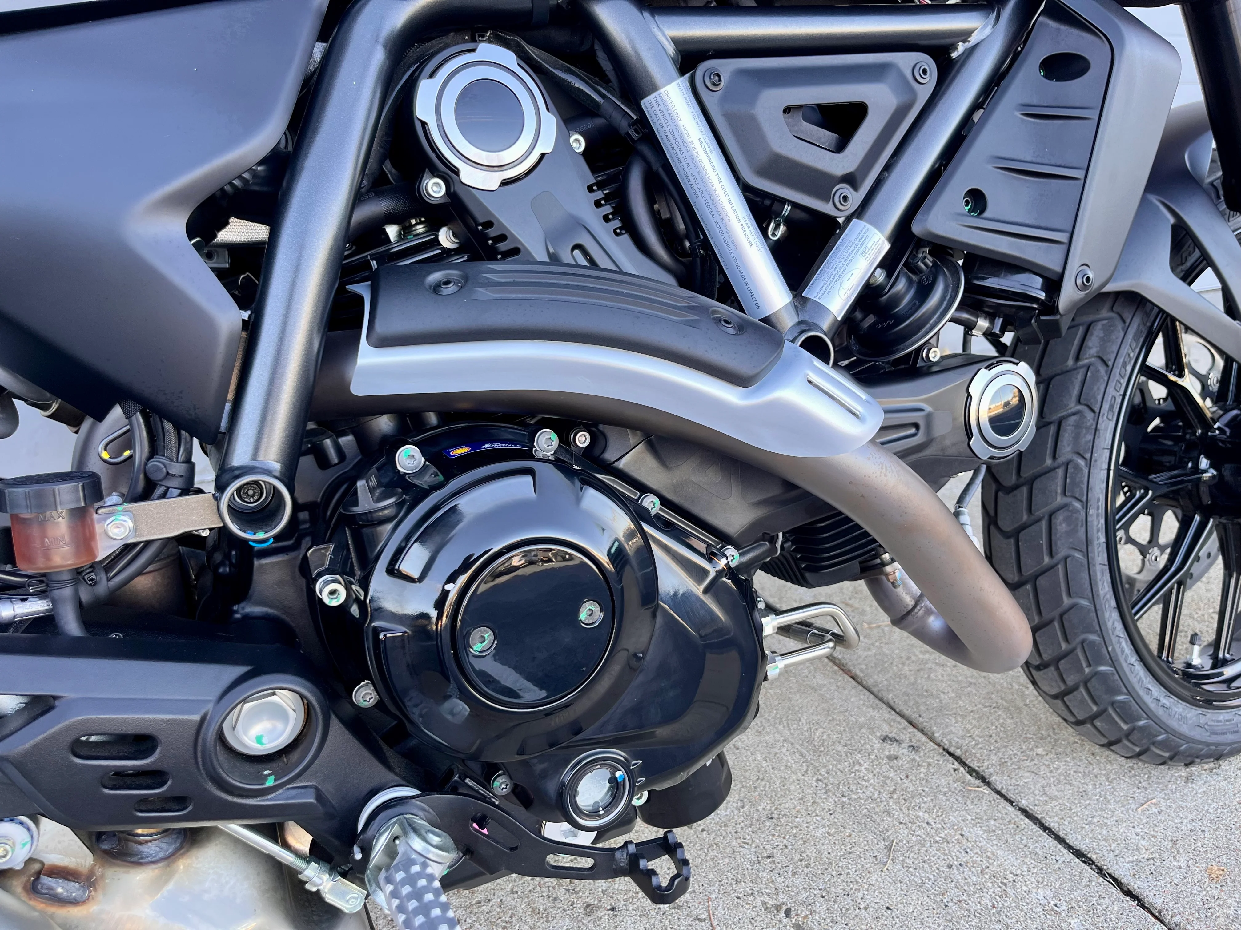 PREMIUM PREOWNED 2025 Ducati Scrambler Icon Dark (2368) - Image 6