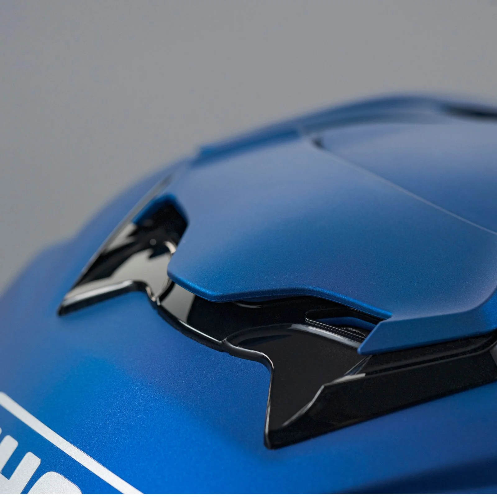 SHOEI - GT-Air 3 - MATTE GREY - Image 13
