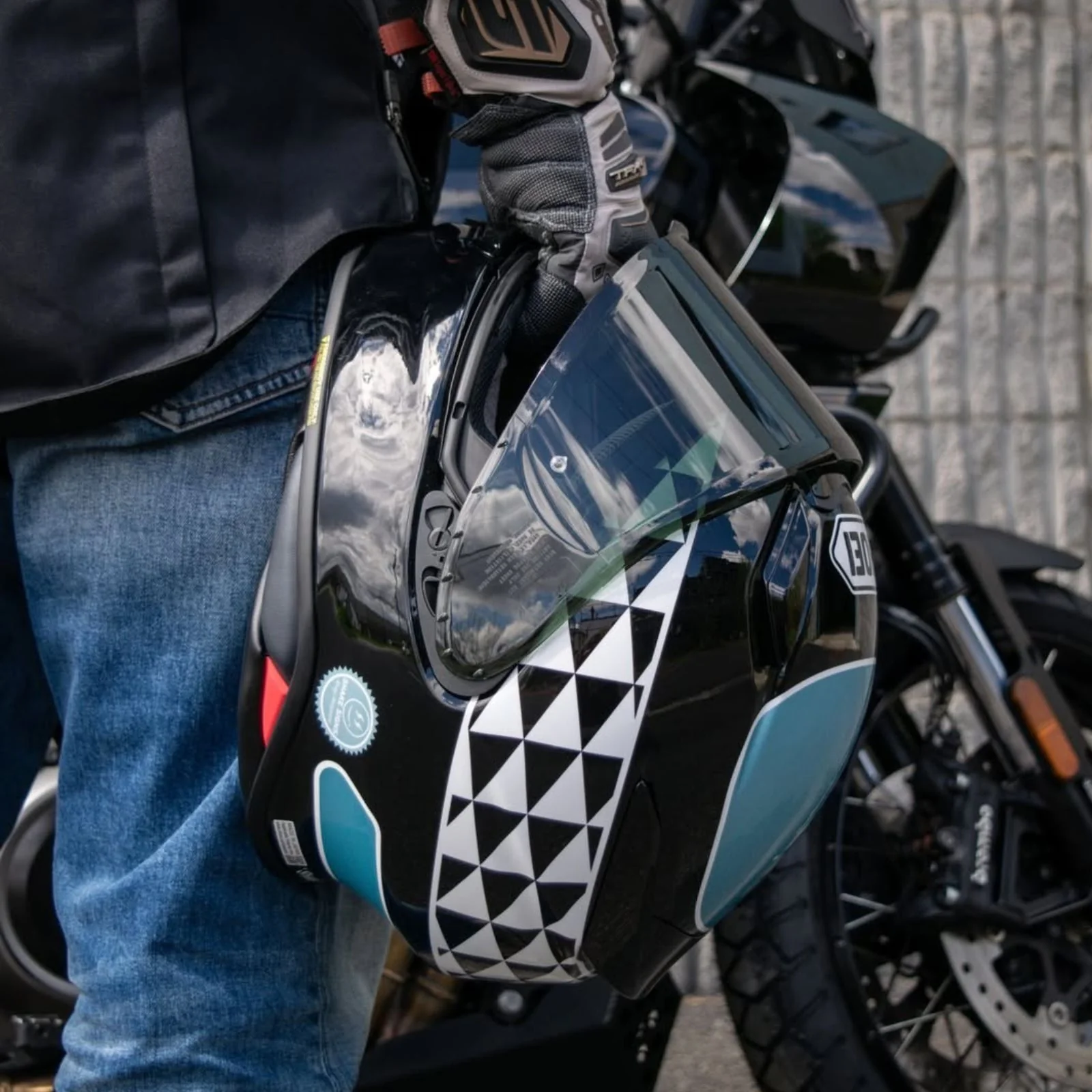 SHOEI - RF-1400 Shakin' Speed - TC2 - Image 5
