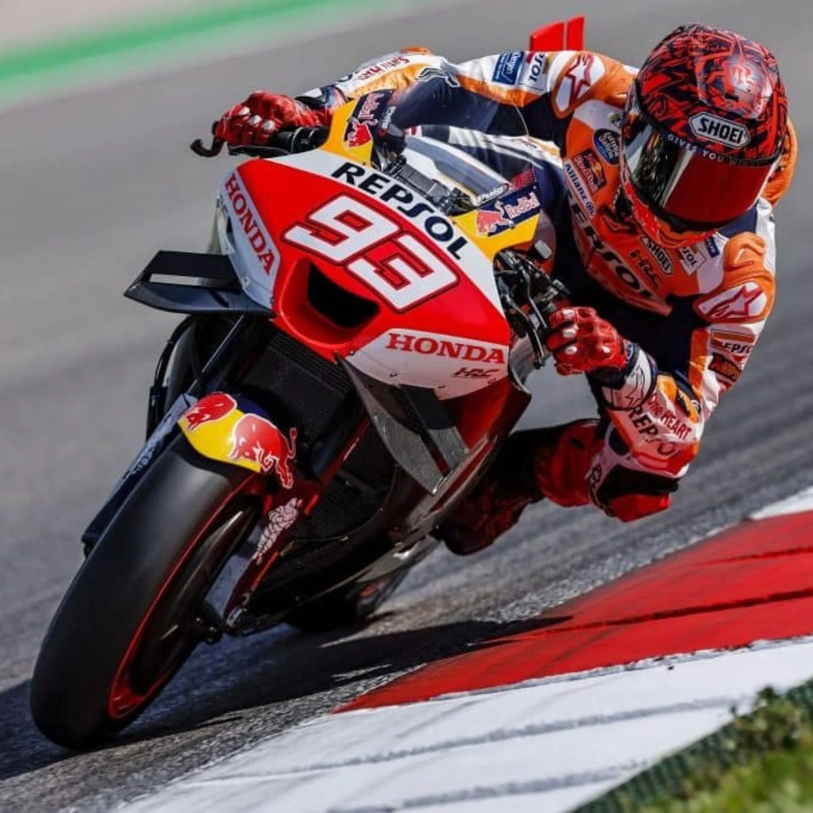 SHOEI - X-Fifteen Marquez Dazzle - TC10 - Image 4