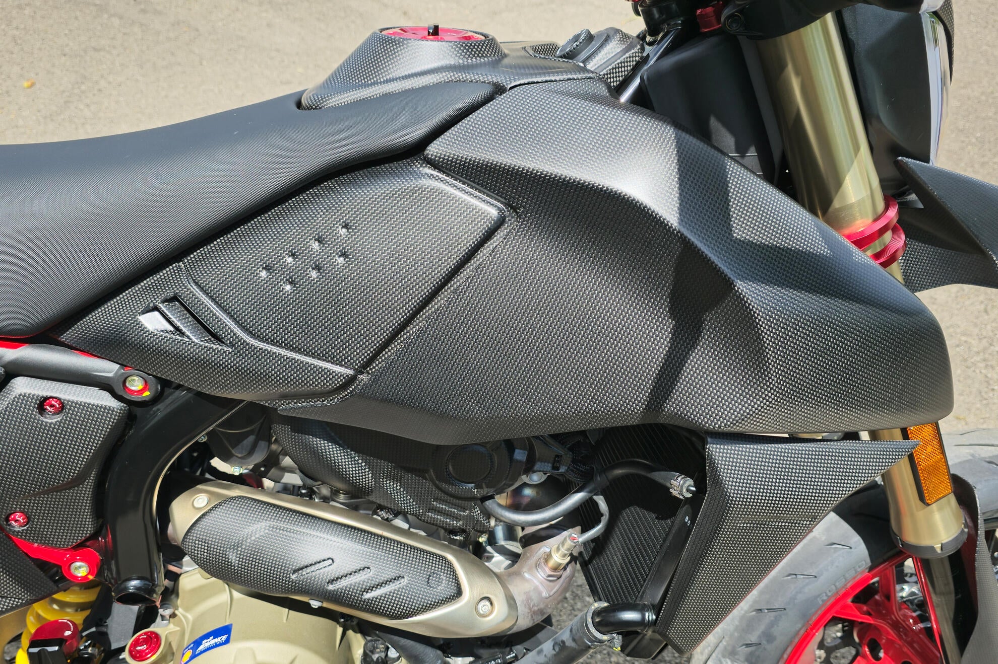 ZA270Y - CNC Racing Carbon Fiber Fuel Tank Side Covers (pair) for the Ducati Hypermotard 698 Mono - Image 5